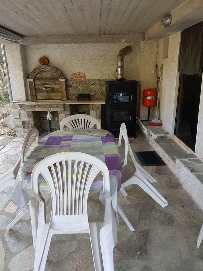 Holiday Home Dionysis خوريفتون المظهر الخارجي الصورة